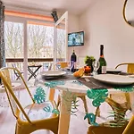 Confort ! Climatisation, Centre-ville, Parking, Terrasse, Wifi, Netflix Appartement Carcassonne