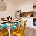 Appartement Confort ! Climatisation, Centre-ville, Parking, Terrasse, Wifi, Netflix Carcassonne