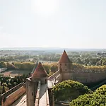 Confort ! Climatisation, Centre-ville, Parking, Terrasse, Wifi, Netflix Appartement Carcassonne