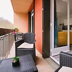 Appartement Confort ! Climatisation, Centre-ville, Parking, Terrasse, Wifi, Netflix
