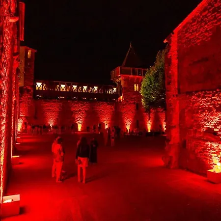 Confort ! Climatisation, Centre-ville, Parking, Terrasse, Wifi, Netflix Lägenhet Carcassonne