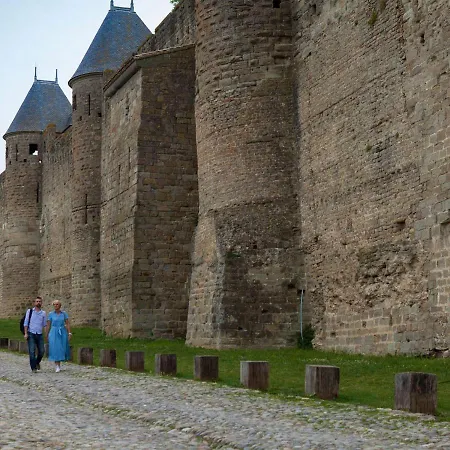 Lägenhet Confort ! Climatisation, Centre-ville, Parking, Terrasse, Wifi, Netflix Carcassonne