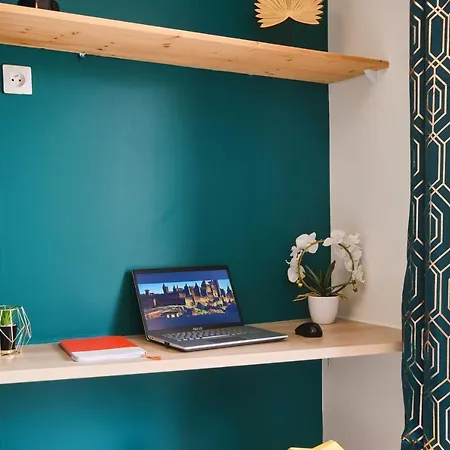 Lägenhet Confort ! Climatisation, Centre-ville, Parking, Terrasse, Wifi, Netflix Carcassonne