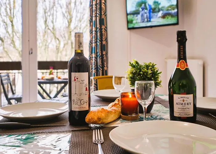 Confort ! Climatisation, Centre-ville, Parking, Terrasse, Wifi, Netflix Carcasona