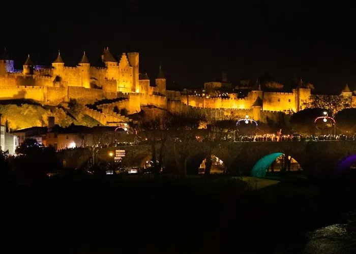 Confort ! Climatisation, Centre-ville, Parking, Terrasse, Wifi, Netflix Apartamento Carcasona