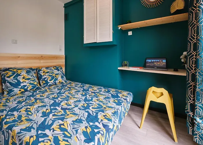 Confort ! Climatisation, Centre-ville, Parking, Terrasse, Wifi, Netflix * Carcassonne