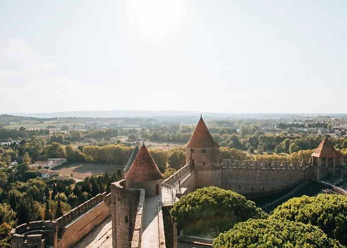 Confort ! Climatisation, Centre-ville, Parking, Terrasse, Wifi, Netflix Apartament Carcassonne