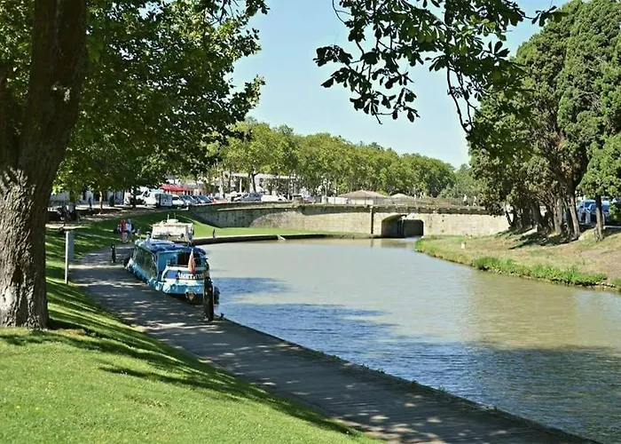 Confort ! Climatisation, Centre-ville, Parking, Terrasse, Wifi, Netflix Apartament