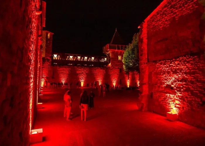 Confort ! Climatisation, Centre-ville, Parking, Terrasse, Wifi, Netflix Apartamento Carcasona