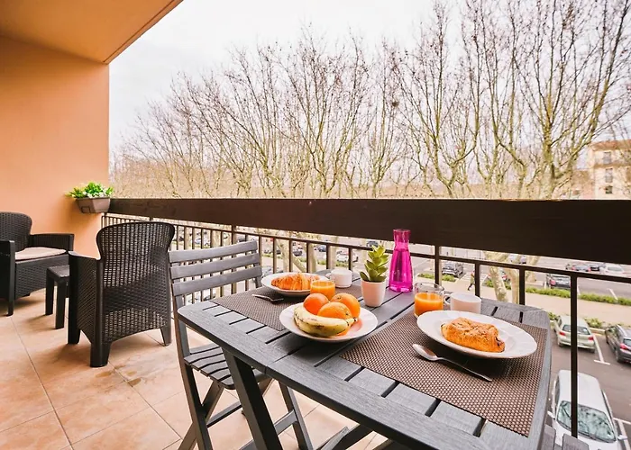 Confort ! Climatisation, Centre-ville, Parking, Terrasse, Wifi, Netflix Apartament *