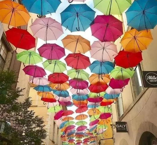 Confort ! Climatisation, Centre-ville, Parking, Terrasse, Wifi, Netflix Apartamento