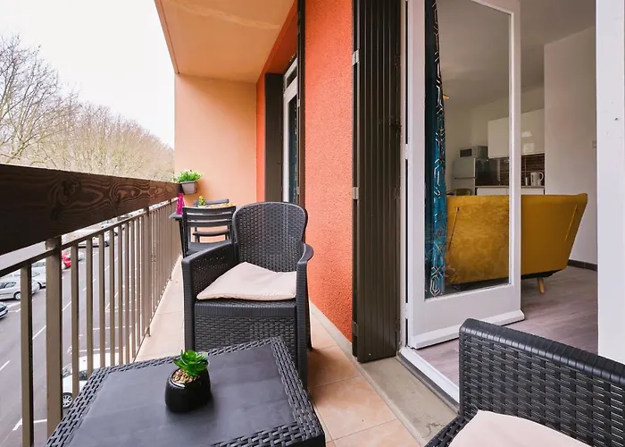 Apartament Confort ! Climatisation, Centre-ville, Parking, Terrasse, Wifi, Netflix