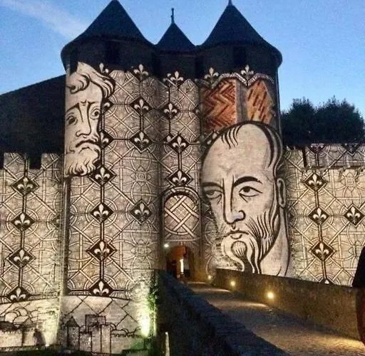 Confort ! Climatisation, Centre-ville, Parking, Terrasse, Wifi, Netflix Carcassonne