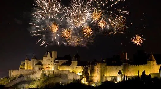 Apartament Confort ! Climatisation, Centre-ville, Parking, Terrasse, Wifi, Netflix