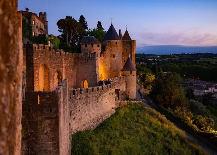 Confort ! Climatisation, Centre-ville, Parking, Terrasse, Wifi, Netflix Apartamento *